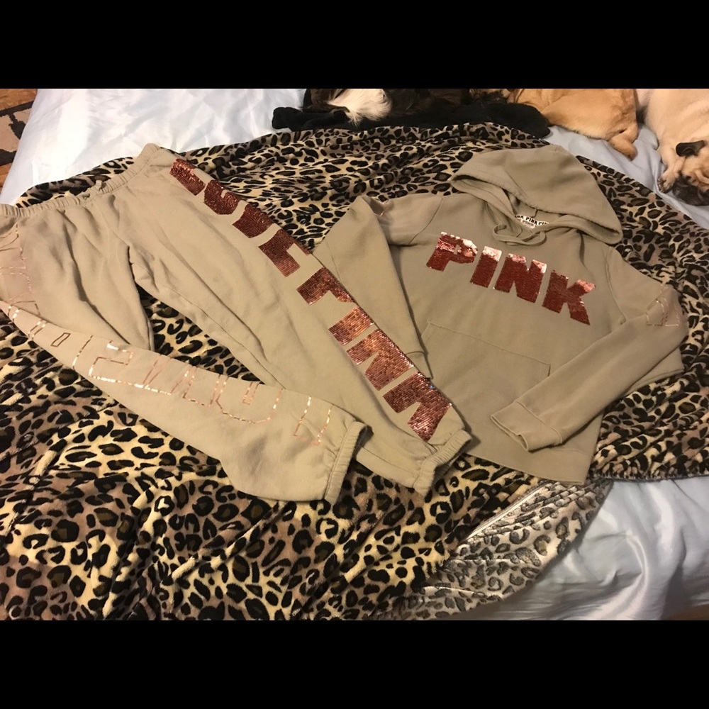 Victoria’s Secret pink bling outfit